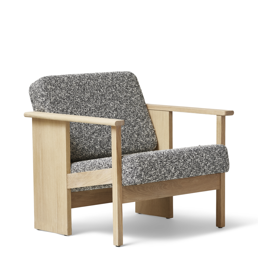 Block Loungestol i egetræ - Form & Refine
