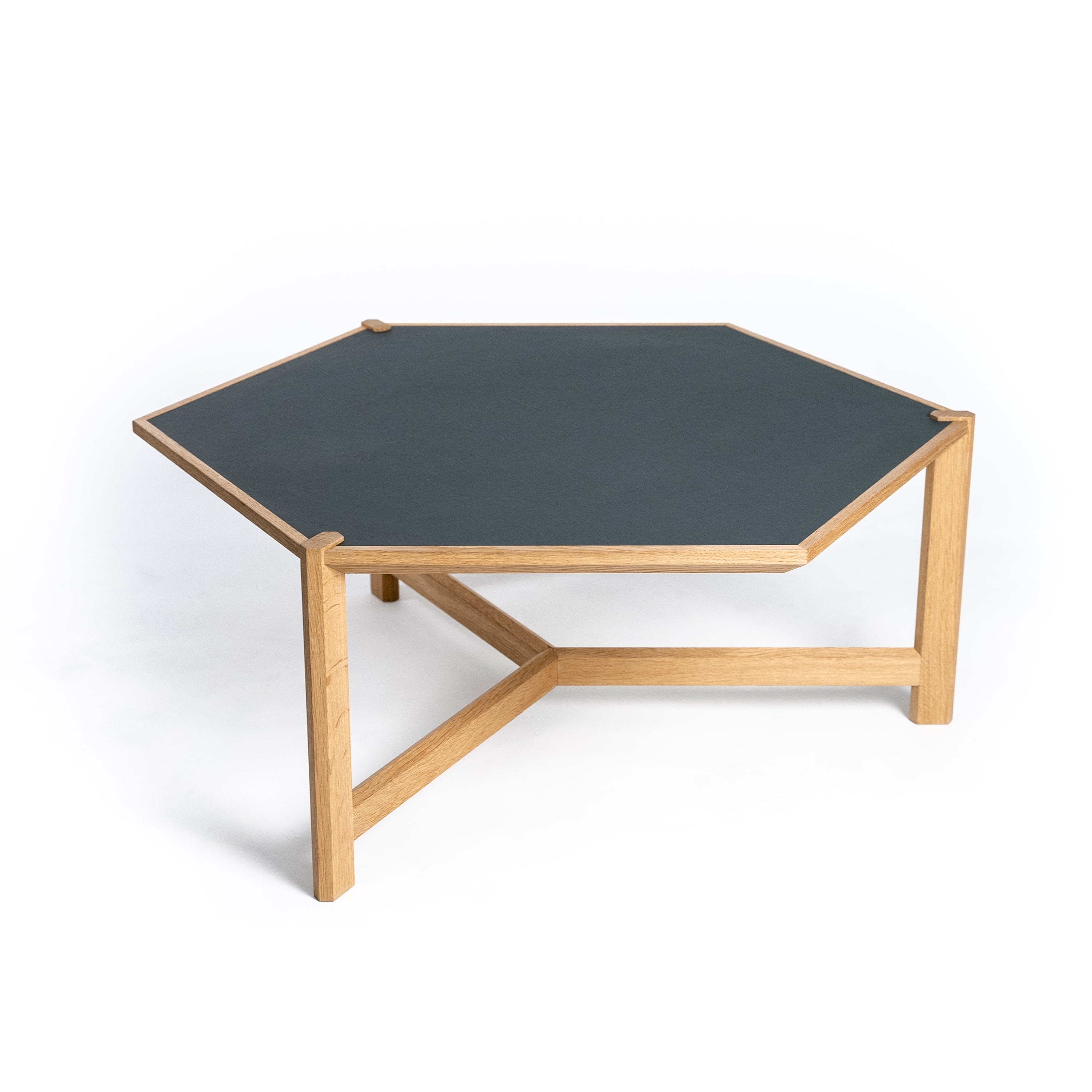 Sofabord i hexagon form