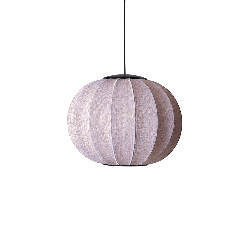 Loftlampe i rosa farvet med glitter tråd og sort ledning