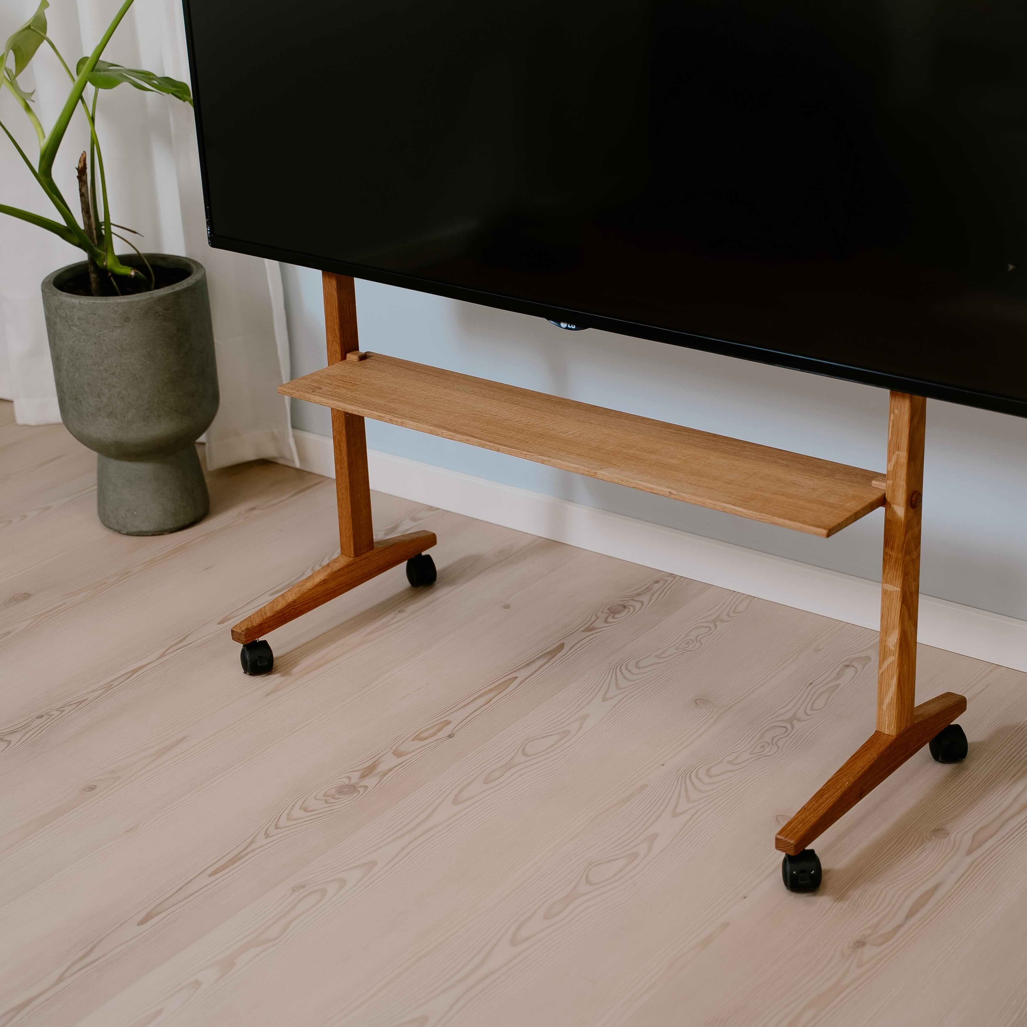 Hylde til SIKA TV stander - Kristian Juul