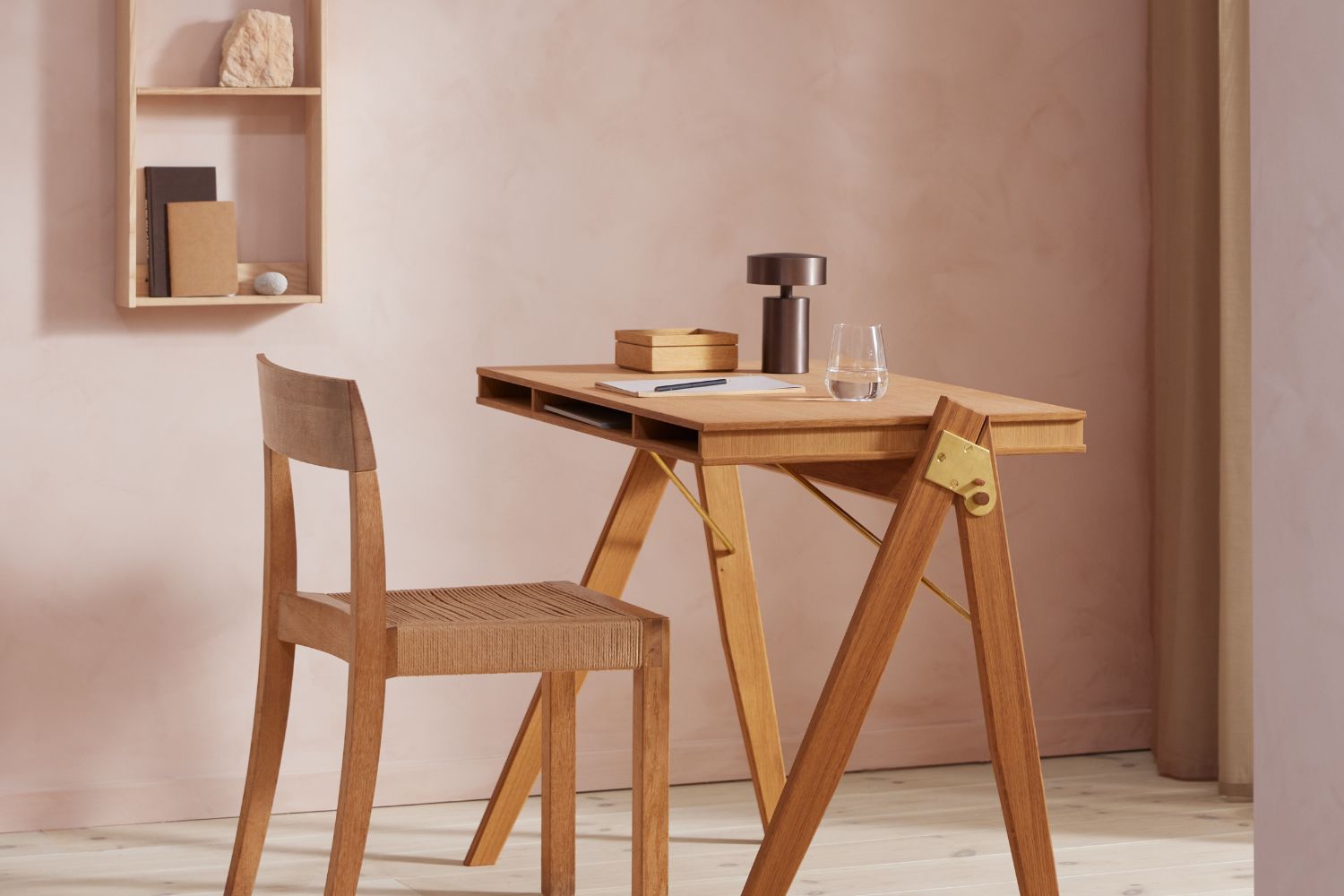 We Do Wood skrivebord