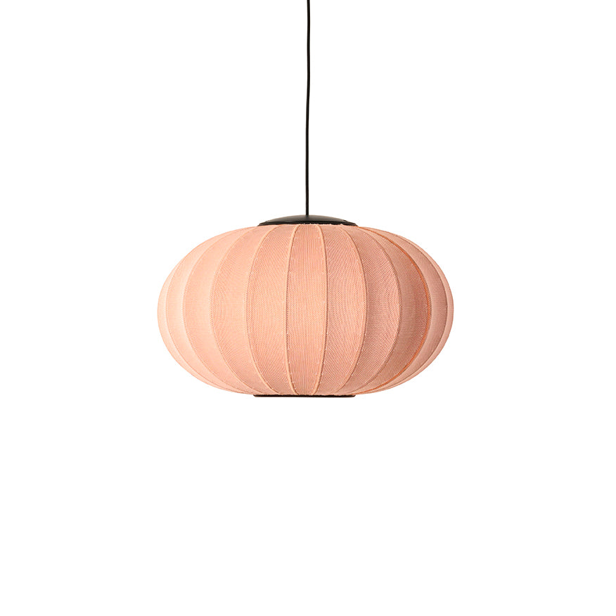 Loftlampe i coral med sort ledning