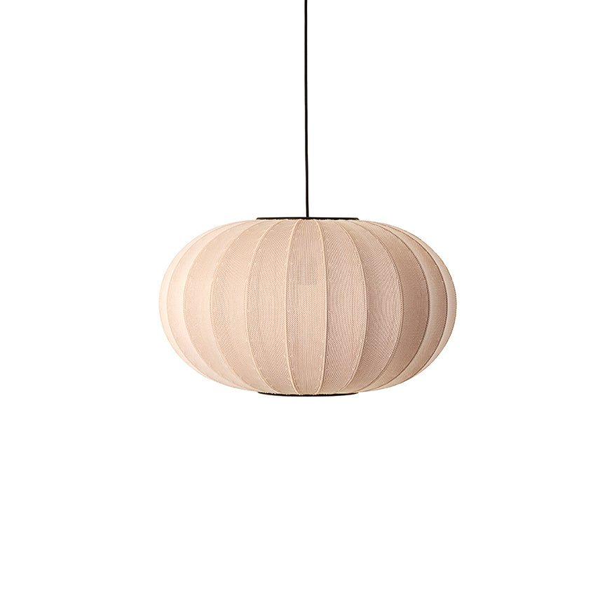 Loftlampe i beige med sort nedling