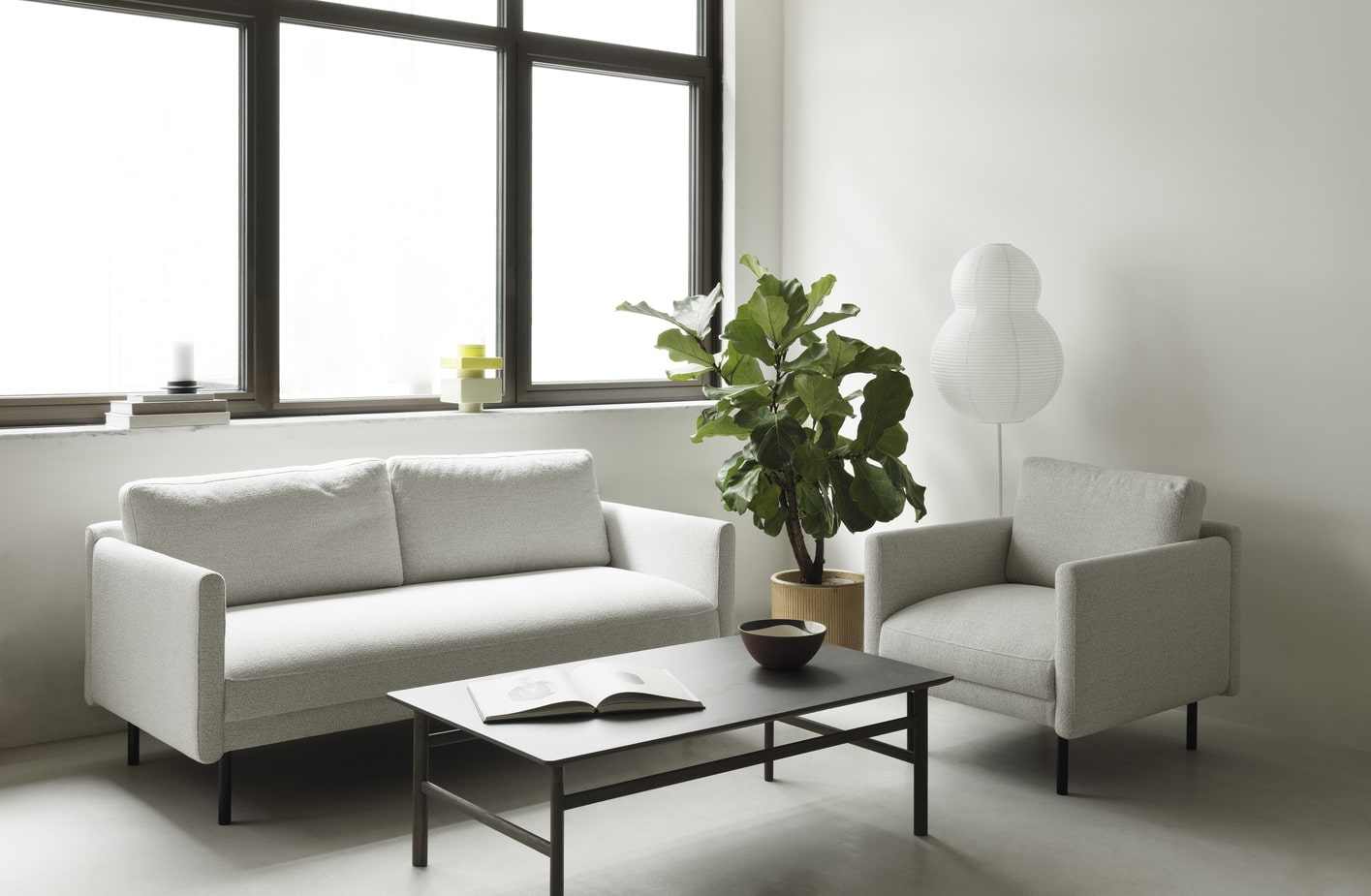 Grå 2 personers sofa + grå lænestol