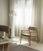 Stue med loungestol og sofa