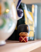 Christian den lille garder på en hylde