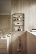 Reol i badeværelse i krom 