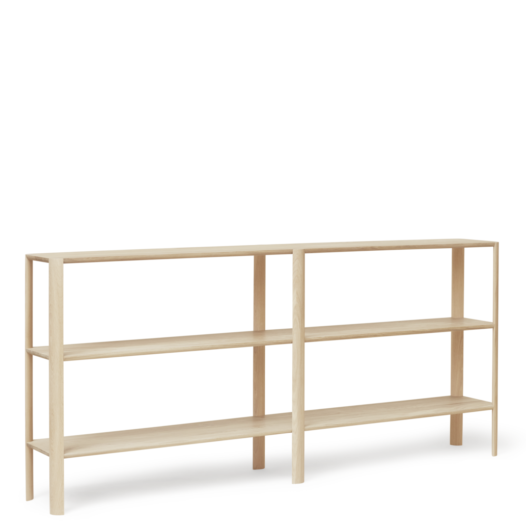 Reol med 3 hylder i lys behandlet træ