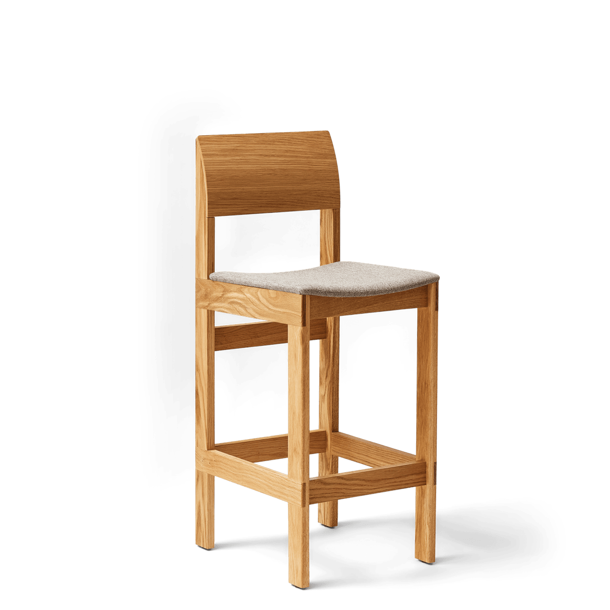 Barstol i eg med polstet sæde