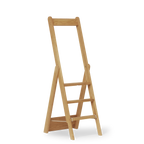 Trappestige i eg, set fra siden