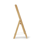 Trappestige i eg set fra siden af