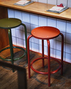 Skammel med trin til foden i grøn og orange