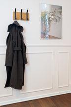 Jakke på knagerække