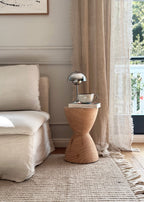 Sidebord med lampe - Gry af Katholm i Thuja