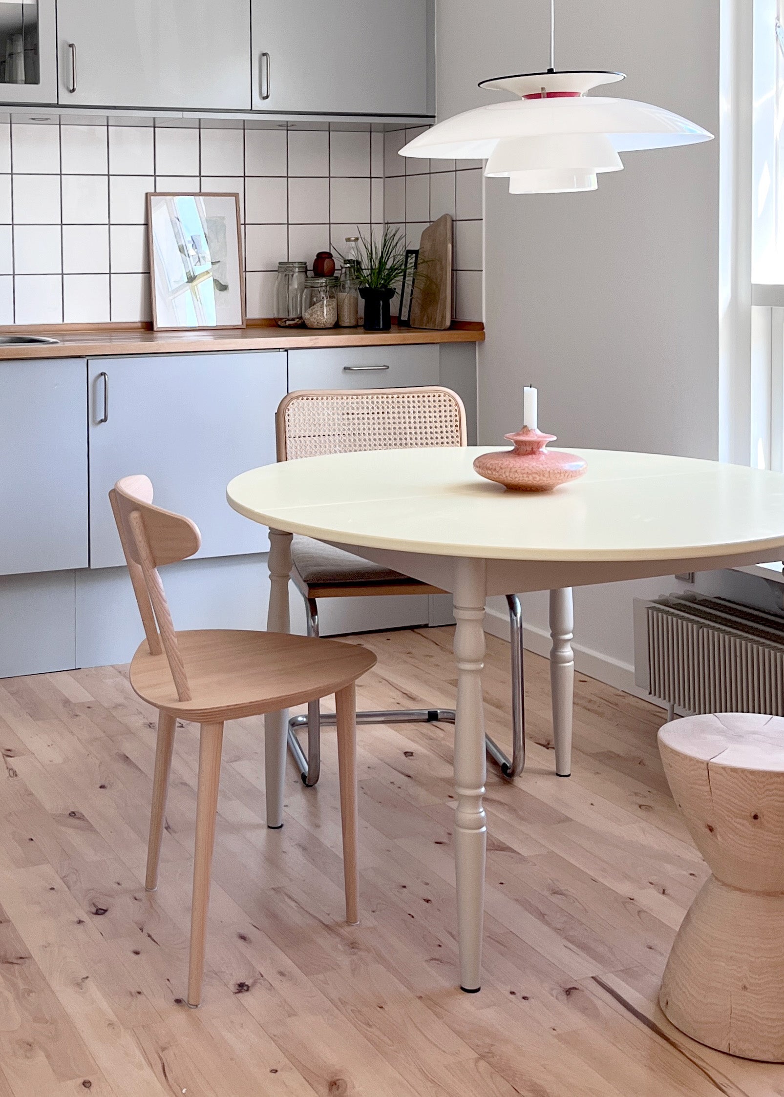 J107 spisebordsstol i natur farve