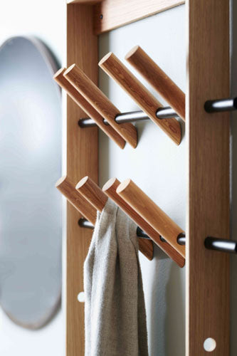 Frakkeramme i egetræ 