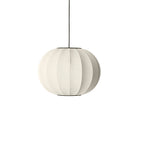 Loftlampe i hvid med sort ledning