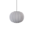 Loftlampe i sølv med sort ledning