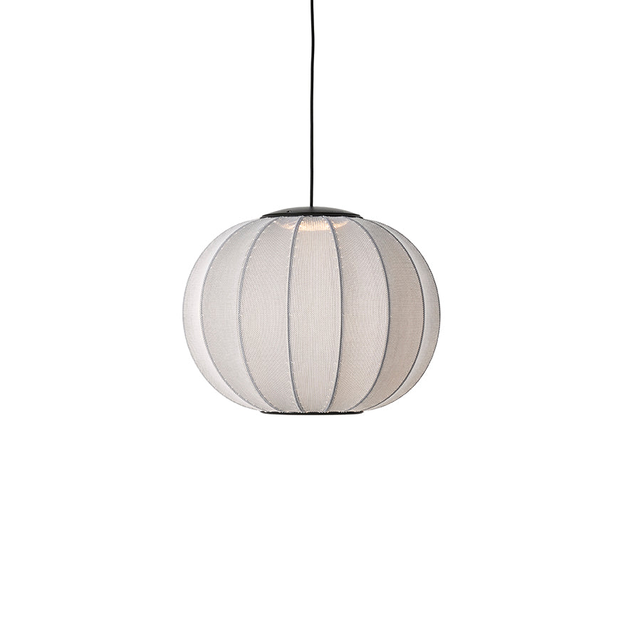 Loftlampe i grå med sort ledning