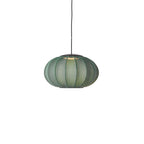 Loftlampe i grøn med lys i 