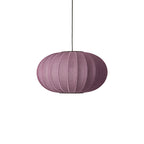 Loftlampe i lilla med sort ledning