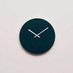 filt ur i mørkegrøn med sølv viser 